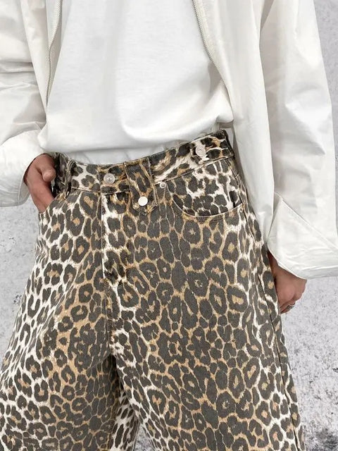 leopard print short