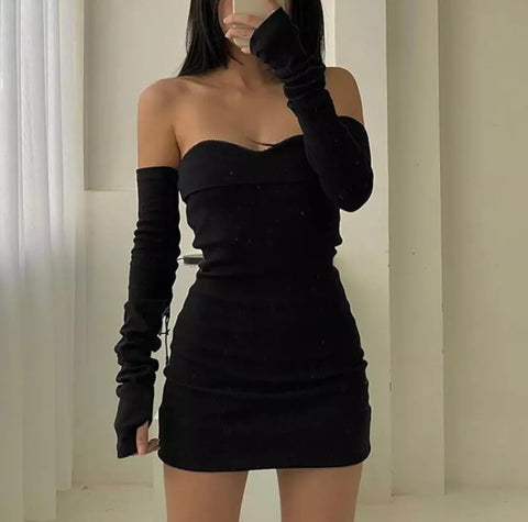 Sleeveless Black Dress